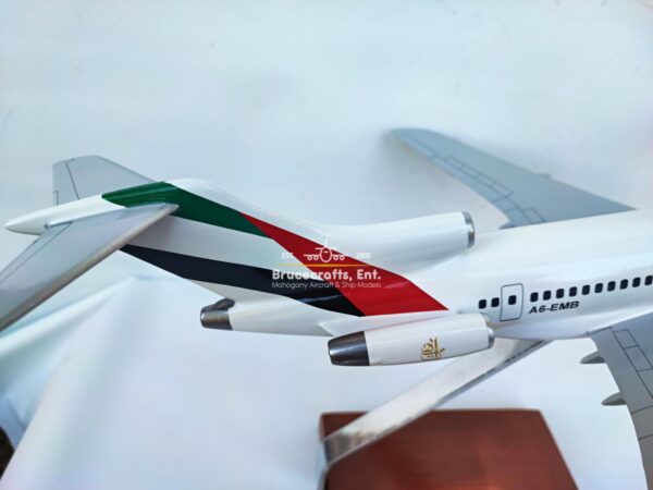 Model of B727-200 Emirates Airlines with detailed craftsmanship.